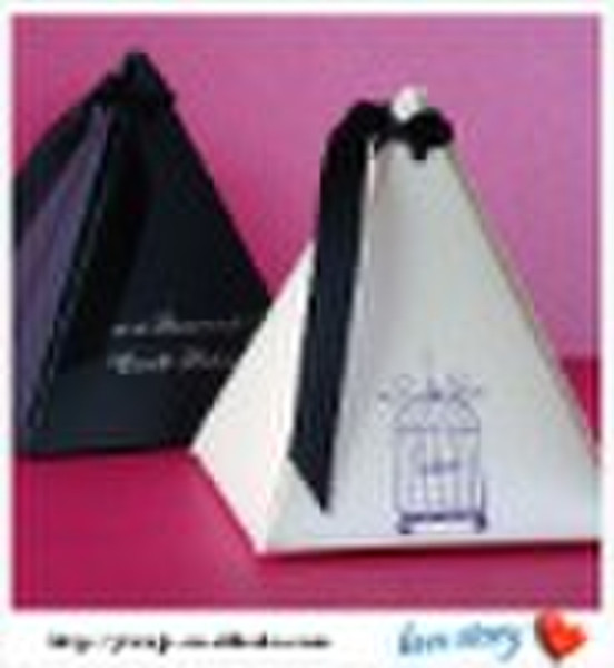 Pyramid Wedding Favor Box (JCO-392)