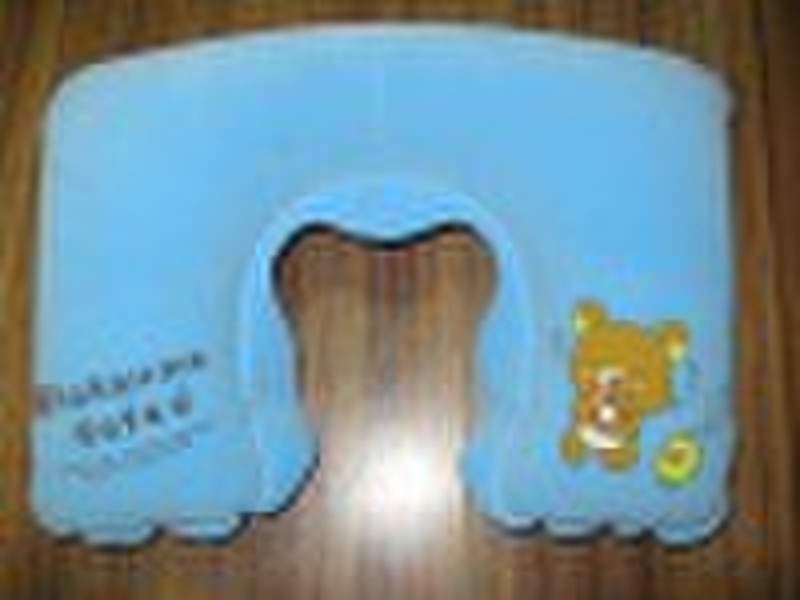 Inflatable travel pillow. 81407