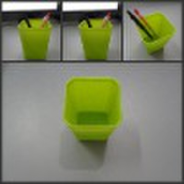 simple plastic /pp/rubber/pc/acylic pen holder (RP