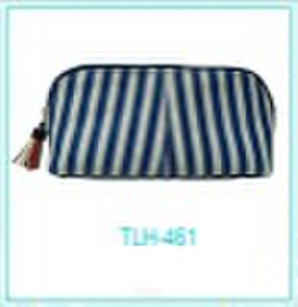 Laminated canvas cosmetic bag