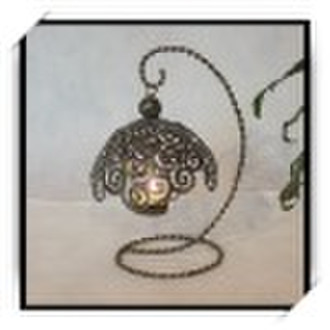 Metal candle holder