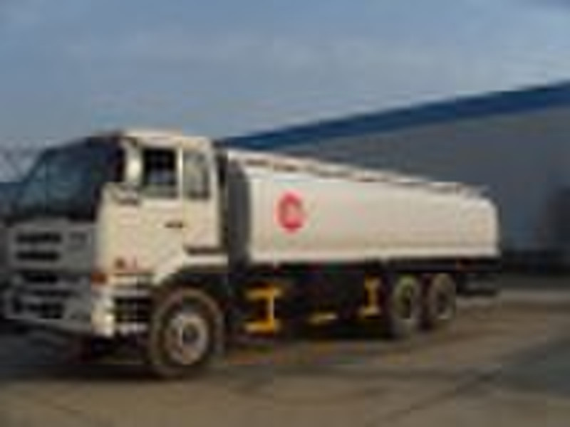 UD 6 * 4 Fueling Truck