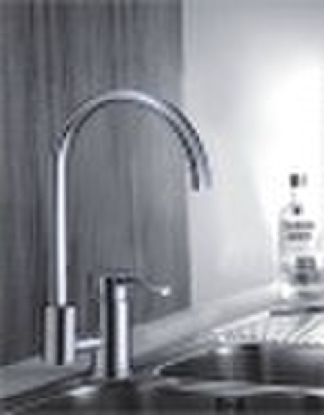 Single Handle Kitchen Faucet