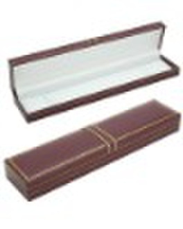 Pen case made of wooden