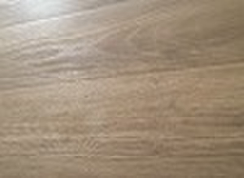 Synchronized Vein Laminate Flooring