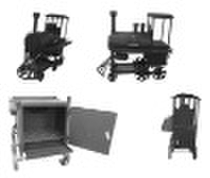 Locomotive style smoker