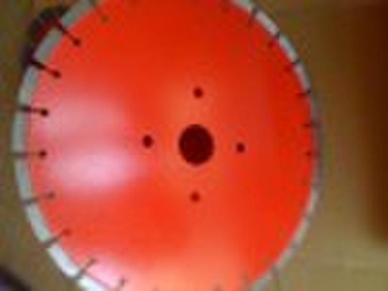 Diamond saw blade for concrete