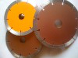 Diamond tool cutting saw blade