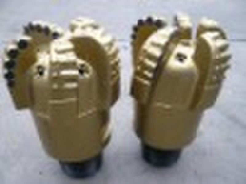PDC drilling bits