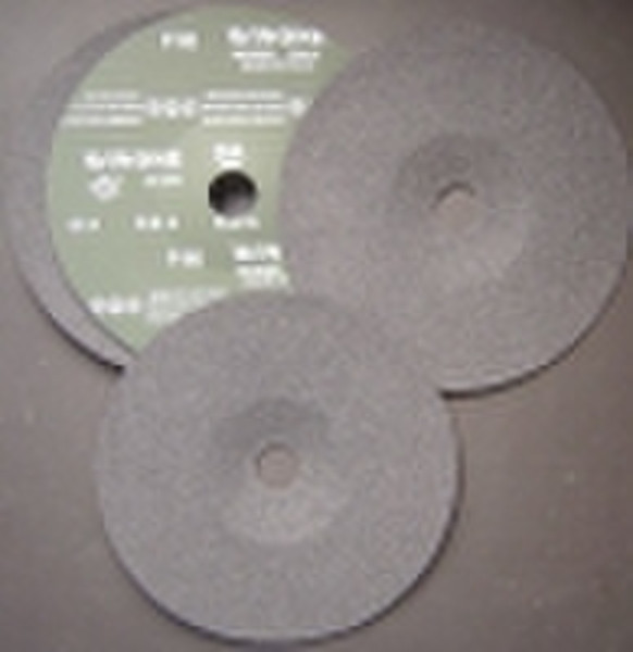 Fiber/sanding disc with depressed center