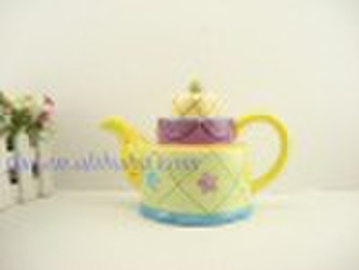 Ceramic tea pot