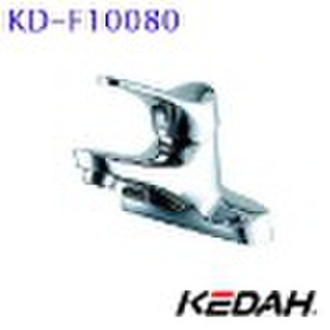 Single level basin faucet