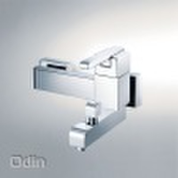 single handle bath mixer