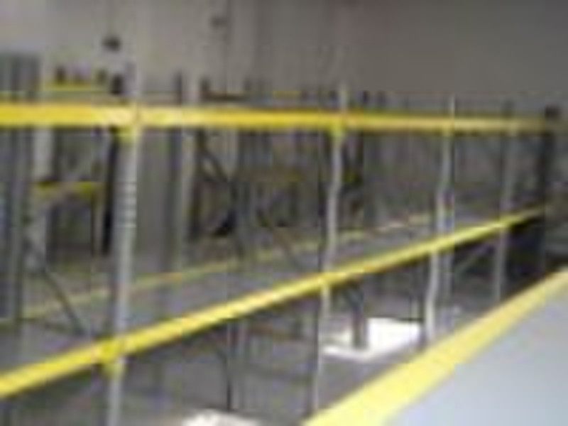 Medium duty Longspan Shelving