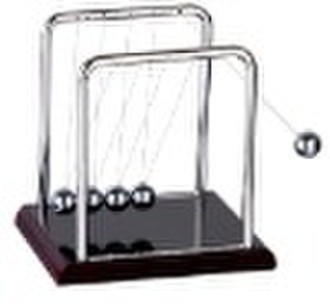 Holzsockel Newton cradle-- YG002A