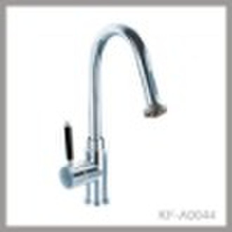 Single Handle Kitchen Faucet