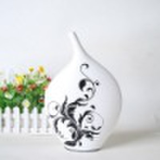 Fashion abstract porcelain /ceramic vase for decor