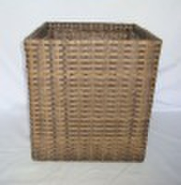 Square PE rattan baskets with liner