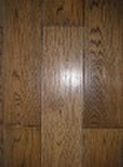 Solid oak flooring (brushed)