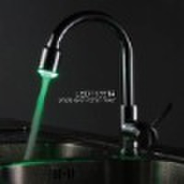 Single Lever Chrome LED Bathroom Sink faucet