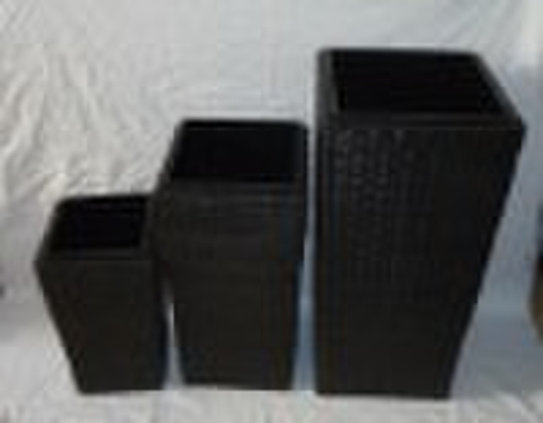 square plastic rattan basket with zinc pot inside1