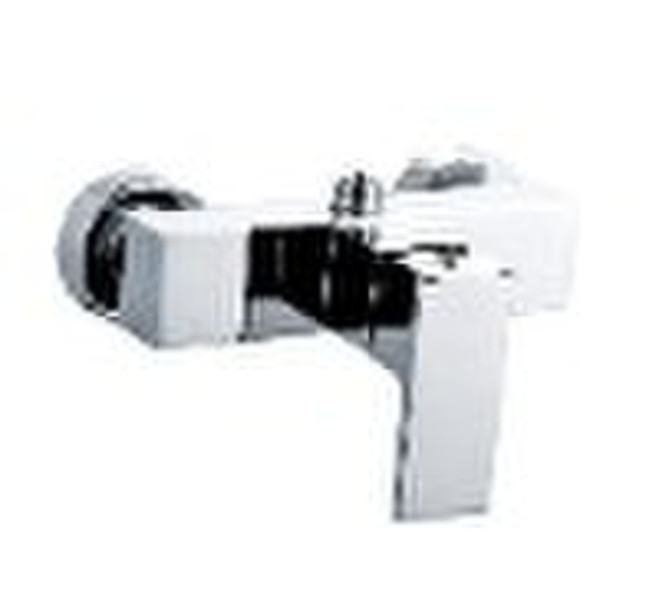 Single handle shower faucet