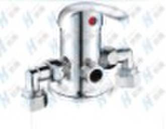 Water mixing valve