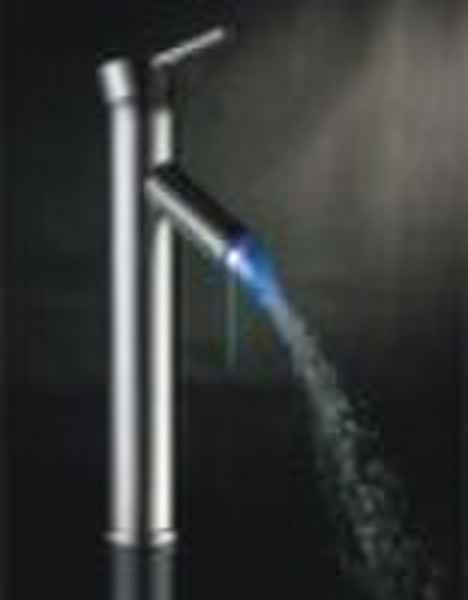 LED FAUCET