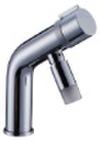 Single lever basin faucet