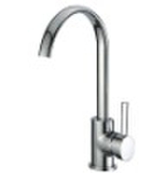 Single lever kitchen faucet