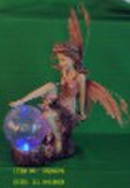 Polyresin сада фея с солнечной лампы