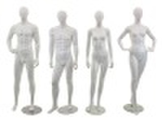 站在时尚女性/男性人体模特