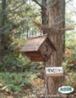 Garden bird feeder