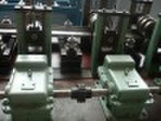 P beam roll forming machine