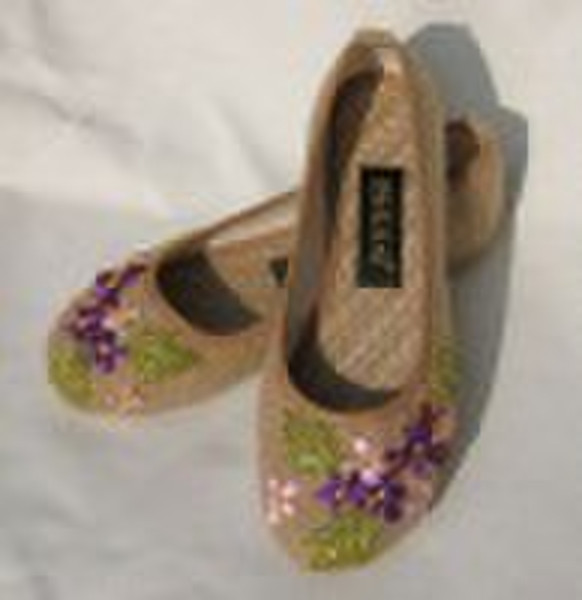 hande embroidered women shoes