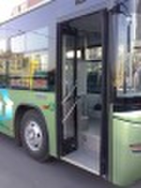 Pneumatic inward gliding bus door