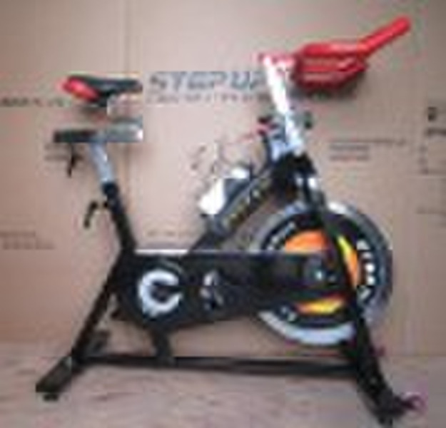 Club Fitness-Bike mit Riemenantrieb (BW-870)