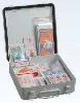 Vehicle first aid kit