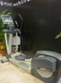 Commercial elliptical trainer E32TV