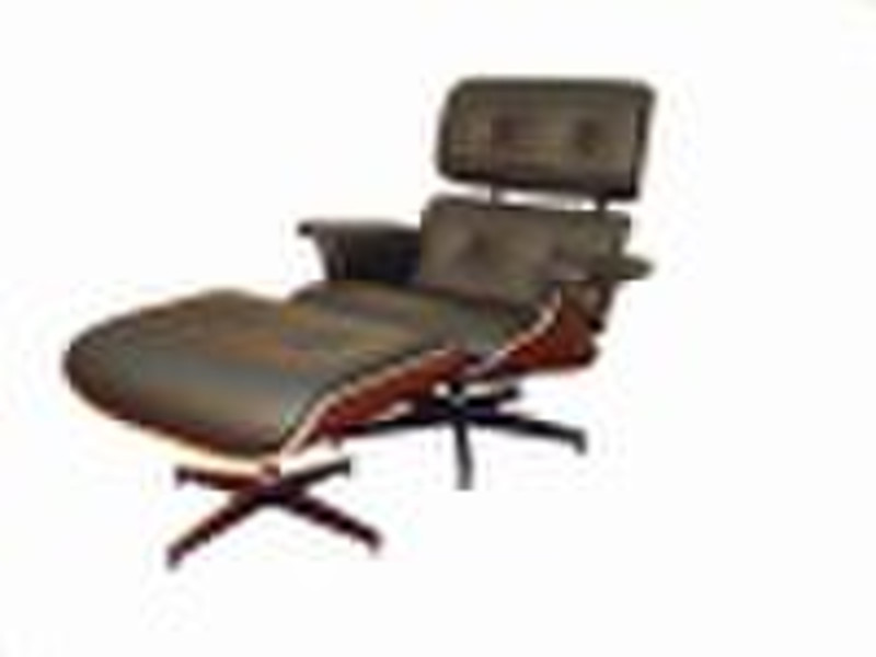 Eames Lounge Chair und Ottoman