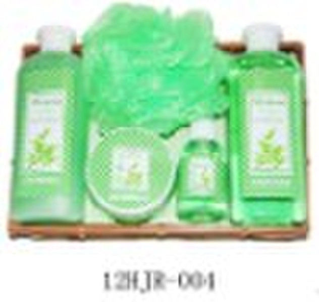 Pretty Wooden Bath Gift Set-body scrub