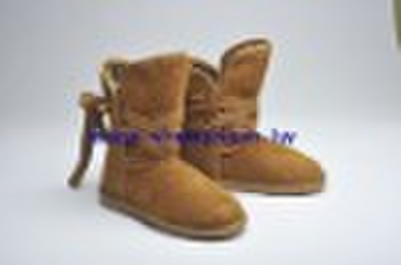 Sheepskin boots