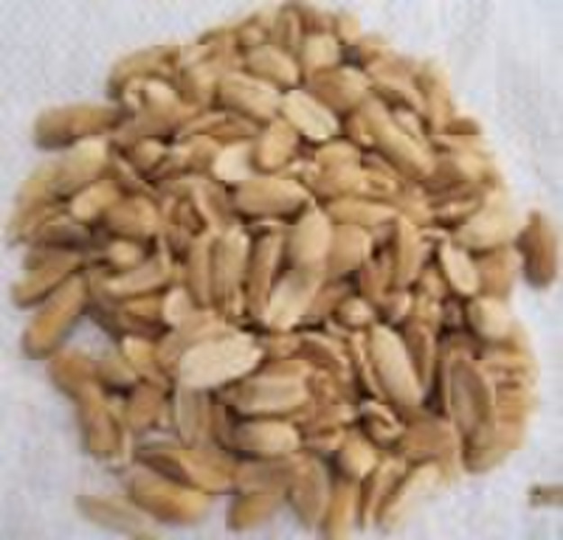 roasted peanut kernels