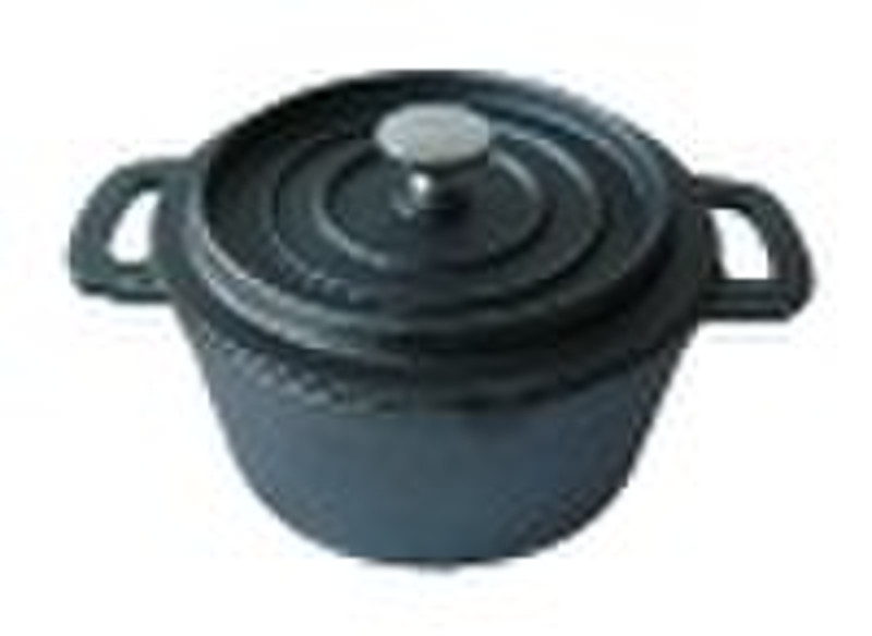 cast iron casserole / cocotte