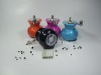 Salt and Pepper Mill