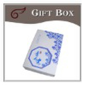 Blue & White Porcelain Gift Box, Ancient Desig