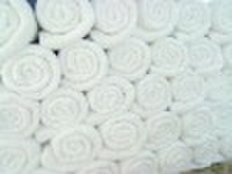 White Peach Polyester Quilt