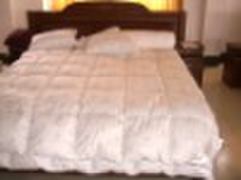 Down comforter
