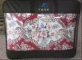 95% white goose down quilt