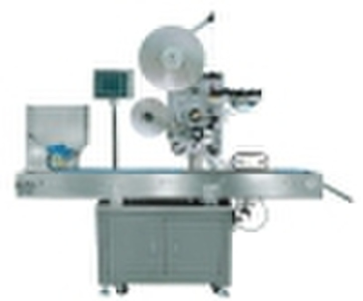 Vertical labeling machine